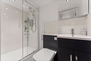 En-Suite- click for photo gallery